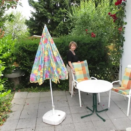 In Mit Kleiner Terrasse Starkenburg
